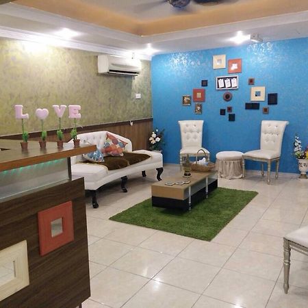 Hotel Cocon أمبانغ المظهر الخارجي الصورة